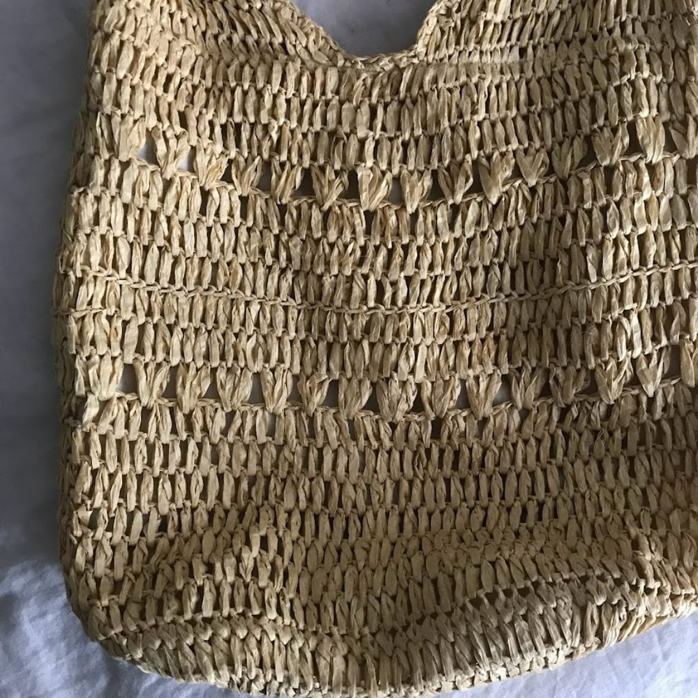 Urban Outfitters Oversized Soft Sack Straw Paper Beachy Purse - Picture 3 of 7